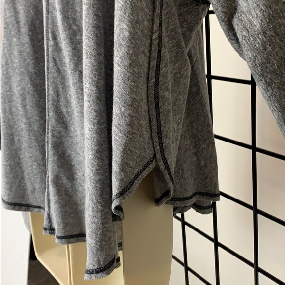 FREE PEOPLE Over Size, Cropped Long Sleeve Top EC - Picture 5 of 7